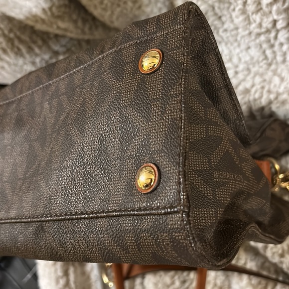 Authentic Michael Kors Dark Brown Logo Purse W/Caramel Leather Accents & Straps - Picture 6 of 11